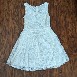 Mystree Boutique off white lace dress